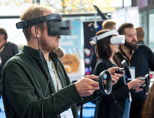 אפליקציה למציאות מדומה