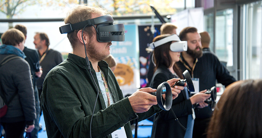 אפליקציה למציאות מדומה